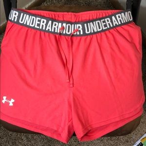 Under Armour Running Shorts 🏃‍♀️💨